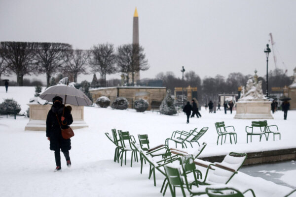 Κακοκαιρία «Γκορέτι»: Χιονοπτώσεις, θυελλώδεις άνεμοι και χάος στις μεταφορές στη δυτική Ευρώπη