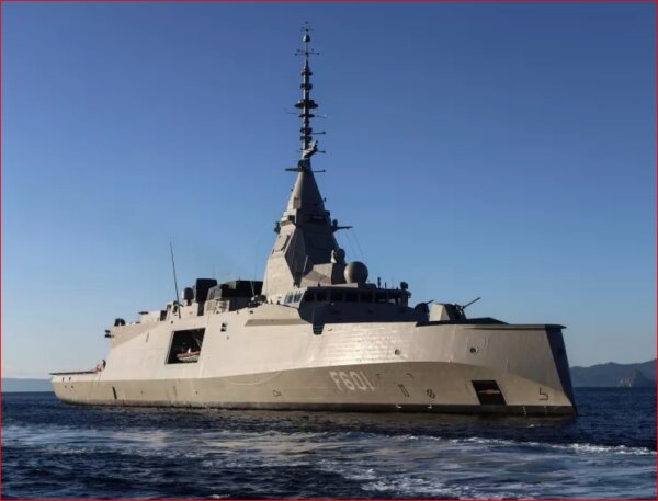 LIVE: Τελετή υποδοχής φρεγάτας Κίμων από το Πολεμικό Ναυτικό στον Σαρωνικό