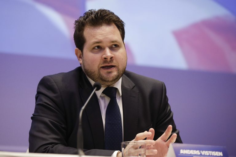 «Κύριε πρόεδρε, άντε και γ@…»: Δανός ευρωβουλευτής απάντα στον Τραμπ στα γαλλικά, «τη γλώσσα που θα καταλάβετε»