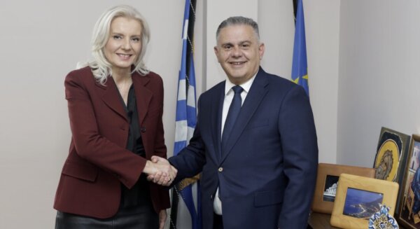 Ρένα Καραλαριώτου: Συνεργασία με τους Δήμους προς όφελος των πολιτών