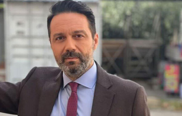 Γιώργος Κακούσης: «Με νόμιμη αιτία, διαφανείς και ελέγξιμες οι συναλλαγές μου» – Αναστέλλει τη δημοσιογραφική του δραστηριότητα έως τη διαλεύκανση της υπόθεσης