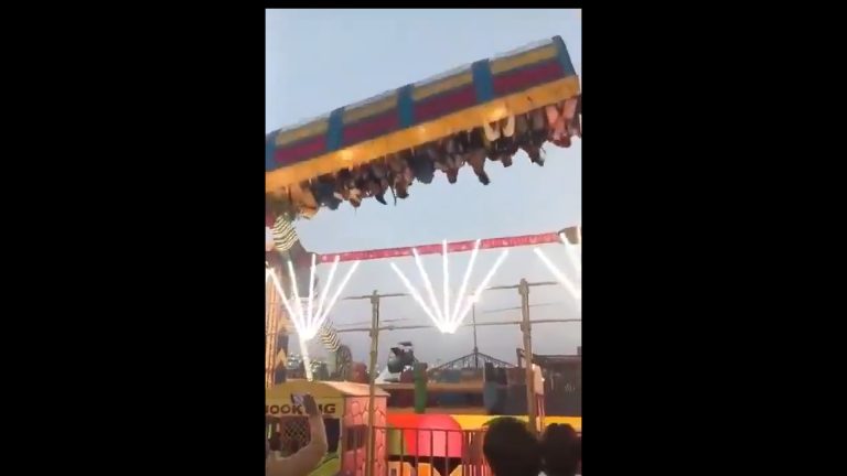 Ινδία: Ένας νεκρός και 13 τραυματίες από κατάρρευση μηχανήματος σε λούνα παρκ