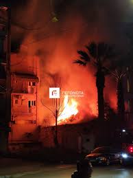 Μεγάλη φωτιά στον Βόλο: Εκρήξεις πίσω από την εκκλησία του Αγίου Κωνσταντίνου