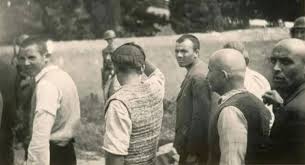 ΣΥΡΙΖΑ–ΚΚΕ: Ζητούν να αγοραστούν από την πολιτεία φωτογραφίες των 200 εκτελεσθέντων της Καισαριανής