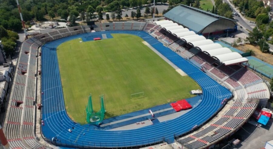 Υπογράφηκαν τα έργα για ΕΑΚ Λάρισας και αποκατάσταση των κερκίδων στο Αλκαζάρ