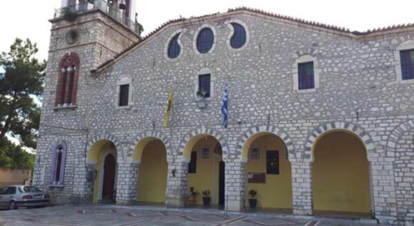 Άφαντες εικόνες και βιβλία της Παναγίας Φανερωμένης – Αθωώθηκε πρώην ιερέας του Τυρνάβου