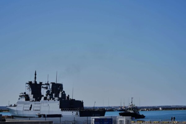 Την Τρίτη αναμένεται το αεροπλανοφόρο «Σαρλ ντε Γκολ» στην Κύπρο – Μέχρι την επόμενη Παρασκευή σε ισχύ η εκκένωση του Ακρωτηρίου