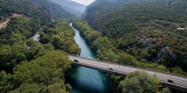 Κλείνει ο δρόμος στην Κοιλάδα των Τεμπών – Θα εκτελεστούν έργα βραχοπροστασίας