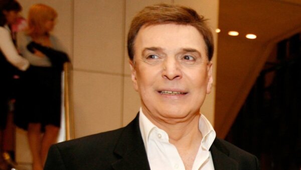 Πέθανε ο Γιώργος Μαρίνος