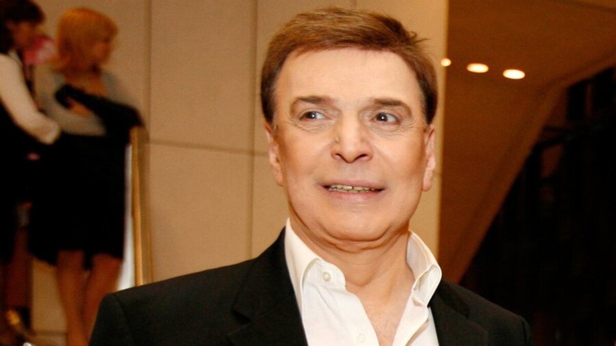 Πέθανε ο Γιώργος Μαρίνος