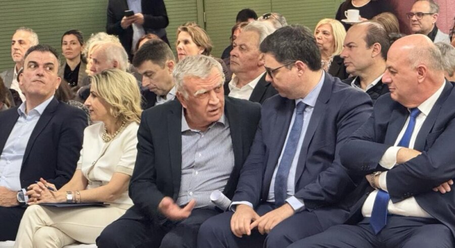 Επαφές Νασιακόπουλου για έργα και χρηματοδοτήσεις