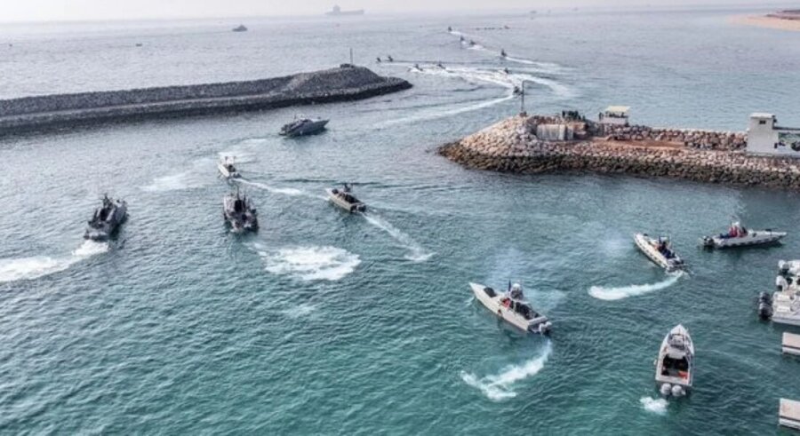 Στενά του Ορμούζ: Αύξηση των διελεύσεων πλοίων τις τελευταίες 36 ώρες