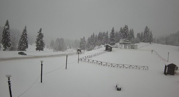 Λευκό τοπίο στα ορεινά του νομού – Συνεχίζονται οι χιονοπτώσεις για δεύτερη ημέρα (φωτο)