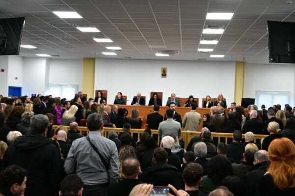 Δίκη Τεμπών: Επέστρεψε η Έδρα…