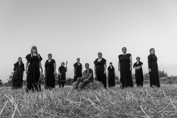 «Μια φιγούρα σιωπηλή» στο Θεσσαλικό Θέατρο