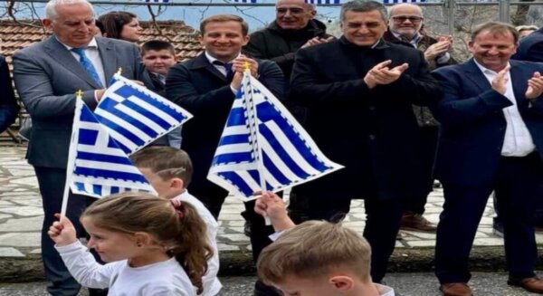 Στη Χρυσομηλιά Καλαμπάκας για την 25η Μαρτίου ο περιφερειάρχης Δημήτρης Κουρέτας