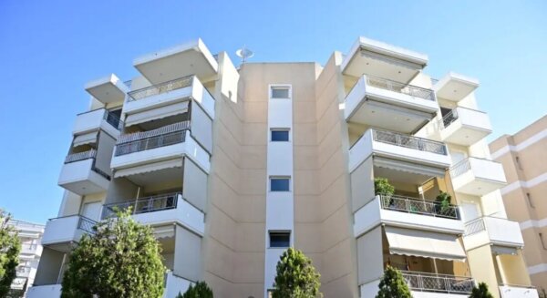 Μαρούσι: Ο δημοσιογράφος του ρωσικού προξενείου, η εγκυμοσύνη και τα ερωτήματα πίσω από την πτώση της 27χρονης Ουκρανής