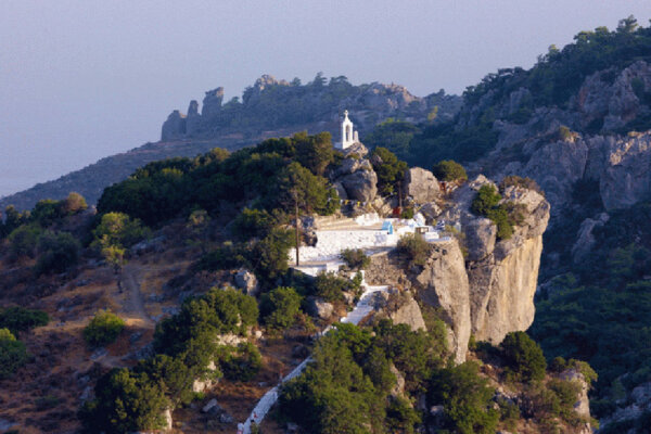 Καλαμαύκα: Τα «Μετέωρα» της Κρήτης αναγεννιούνται