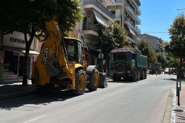 Έκτακτες εργασίες της ΔΕΥΑΛ στο κέντρο της Λάρισας