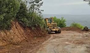 Δήμος Δίου – Ολύμπου: Εργασίες ασφαλτόστρωσης στον δρόμο προς την Άνω Σκοτίνα