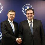 Πιερρακάκης από Φόρουμ Δελφών: Δεν επίκειται νέο πακέτο μέτρων – Ντομπρόβσκις: «Όχι» στη ρήτρα διαφυγής