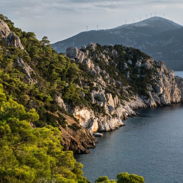 Απροσδόκητα ευρήματα για τα Μέθανα — Τα ελληνικά ηφαίστεια έχουν πολλά να αποκαλύψουν