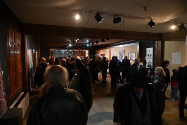 Ολοκληρώθηκε η 4η εικαστική έκθεση της Επιτροπής Ειρήνης Λάρισας