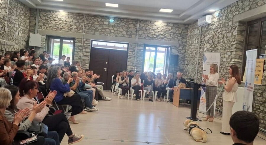 Δράση ευαισθητοποίησης για την οπτική αναπηρία και τους σκύλους-οδηγούς