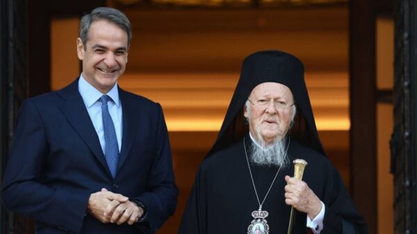 Συνάντηση Μητσοτάκη με Βαρθολομαίο: «Η ελληνική Πολιτεία στέκεται δίπλα στο Πατριαρχείο»