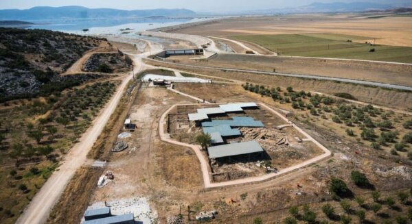 Eφορεία Αρχαιοτήτων Λάρισας: Περιήγηση στον αρχαιολογικό χώρο της Παλαιόσκαλας
