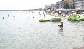 «Βούλιαξαν» οι παραλίες της Πιερίας από κόσμο