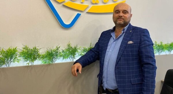 Ντελόπουλος: Παραμένουμε ενδιαφερόμενοι για την ΑΕΛ – “προσβλέπουμε σε μια βιώσιμη συμφωνία”