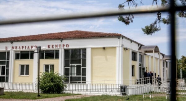 Δίκη για τα Τέμπη: Αντιπαραθέσεις για τη βιντεοσκόπηση και τη φυσική παρουσία των κατηγορουμένων