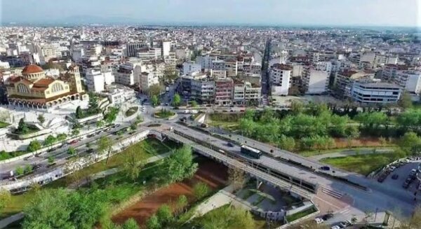 «Πάρκο γειτονιάς» στη Λάρισα: Αλλάζει όψη η οδός Αλευάδων – Ένας υπερσύγχρονος πολυχώρος αναψυχής και άθλησης 3000 τ.μ.