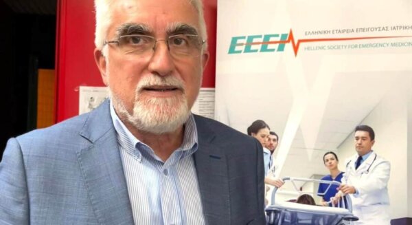 Ο γιατρός Γιάννης Καριπίδης θα πάρει τη θέση του Βασίλη Κόκκαλη στη Βουλή