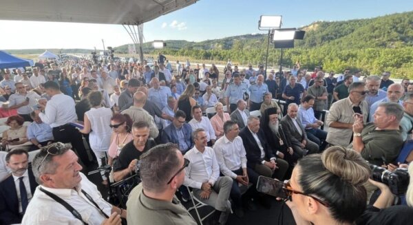 Δεκάδες πολιτικοί από τρεις περιφέρειες στα εγκαίνια του Ε65 που ένωσε τη Θεσσαλία με την Εγνατία (φωτο)