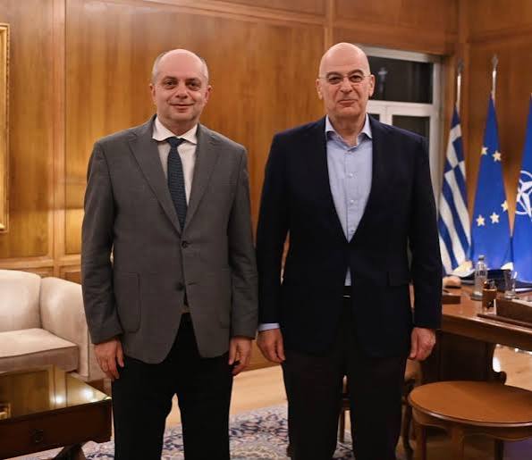 Συνάντηση Καπετάνου – Δένδια: «Η Λάρισα σταθερός πυλώνας της εθνικής άμυνας στον νέο χάρτη των Ενόπλων Δυνάμεων»