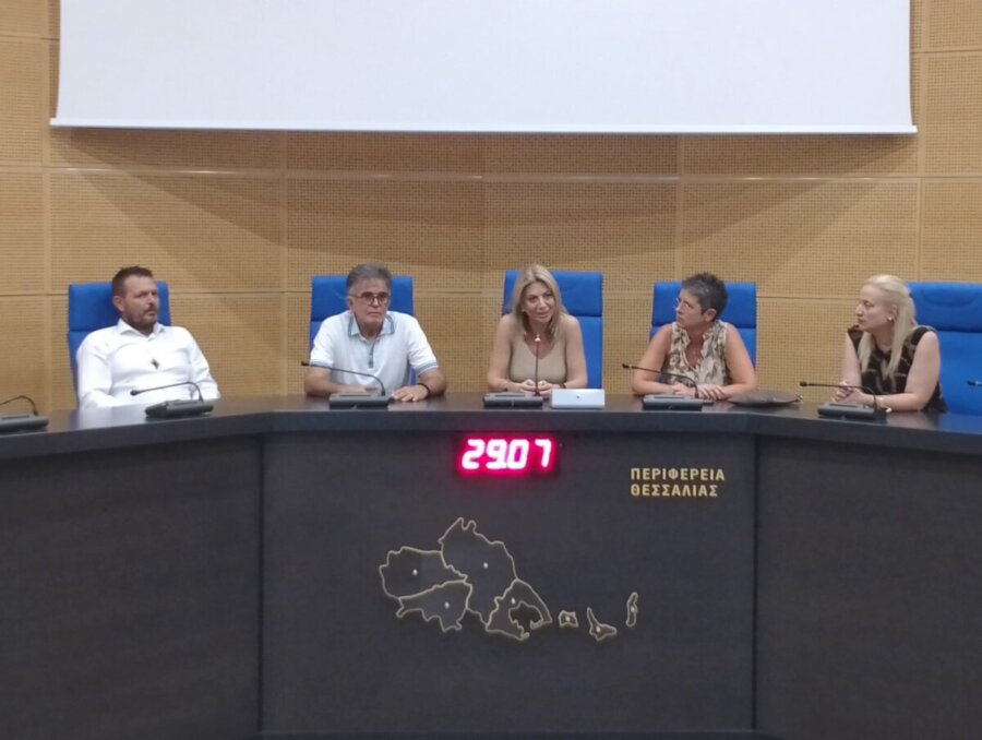 Επαφές Μ. Καρυστιανού με φορείς και πολίτες της Λάρισας