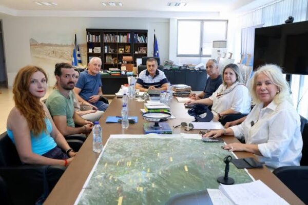 Όθρυς: Ήπια τουριστική ανάπτυξη χωρίς ανεμογεννήτριες ζήτησαν οι ορειβάτες του Αλμυρού από τον Κουρέτα
