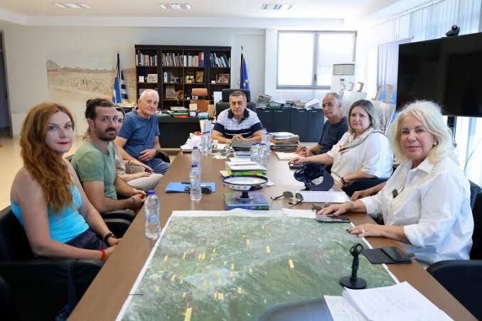 Όθρυς: Ήπια τουριστική ανάπτυξη χωρίς ανεμογεννήτριες ζήτησαν οι ορειβάτες του Αλμυρού από τον Κουρέτα