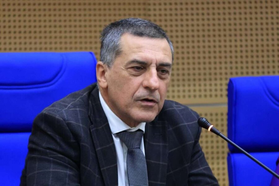 Κουρέτας για την απώλεια του πρώην Δημάρχου Τυρνάβου Δημήτρη Κουγιώνη: «Ξεχώρισε για την προοδευτική του σκέψη και την προσφορά του στον τόπο του»