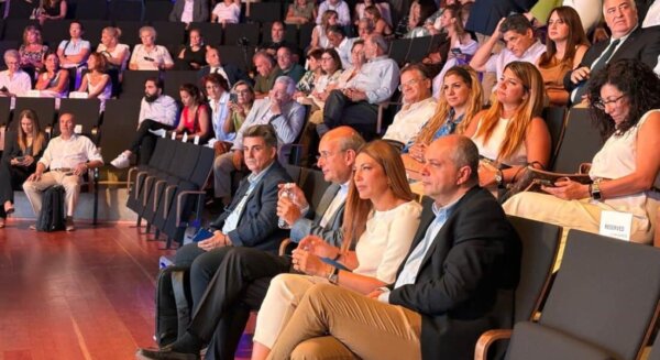 Χρήστος Καπετάνος: «Το δημόσιο σχολείο εκσυγχρονίζεται και αγκαλιάζει το αύριο»