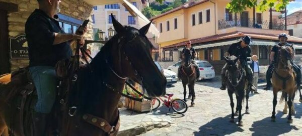 Βλάστη Εορδαίας: Μια παράδοση που «καλπάζει» – Περισσότερα από 180 άλογα στην 7η Ορεινή Ιππική Συνάντηση