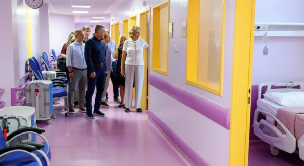 Στη Μονάδα Εντατικής Νοσηλείας Νεογνών του ΠΓΝΛ ο Δημήτρης Κουρέτας