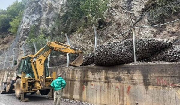 Κακοκαιρία: Πλημμύρες και κατολισθήσεις στην Εύβοια – Πού θα «χτυπήσει» τις επόμενες ώρες
