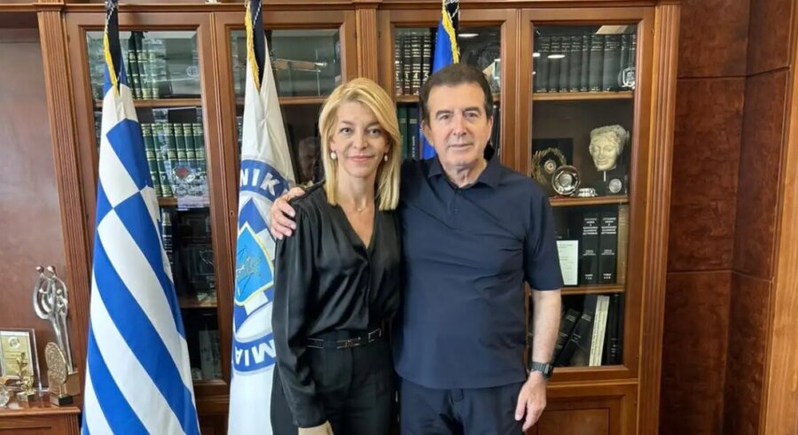 Η Αφροδίτη Νέστορα επισκέφτηκε τον υπουργό Προστασίας του Πολίτη Μιχάλη Χρυσοχοΐδη: «Είμαι περήφανη για τους αστυνομικούς που έχουμε»
