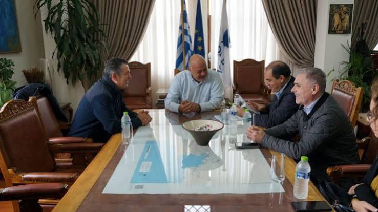 Βόλος: Η αγροτική οδοποιία στο επίκεντρο της συνάντησης Κατσαφάδου- Μπέου